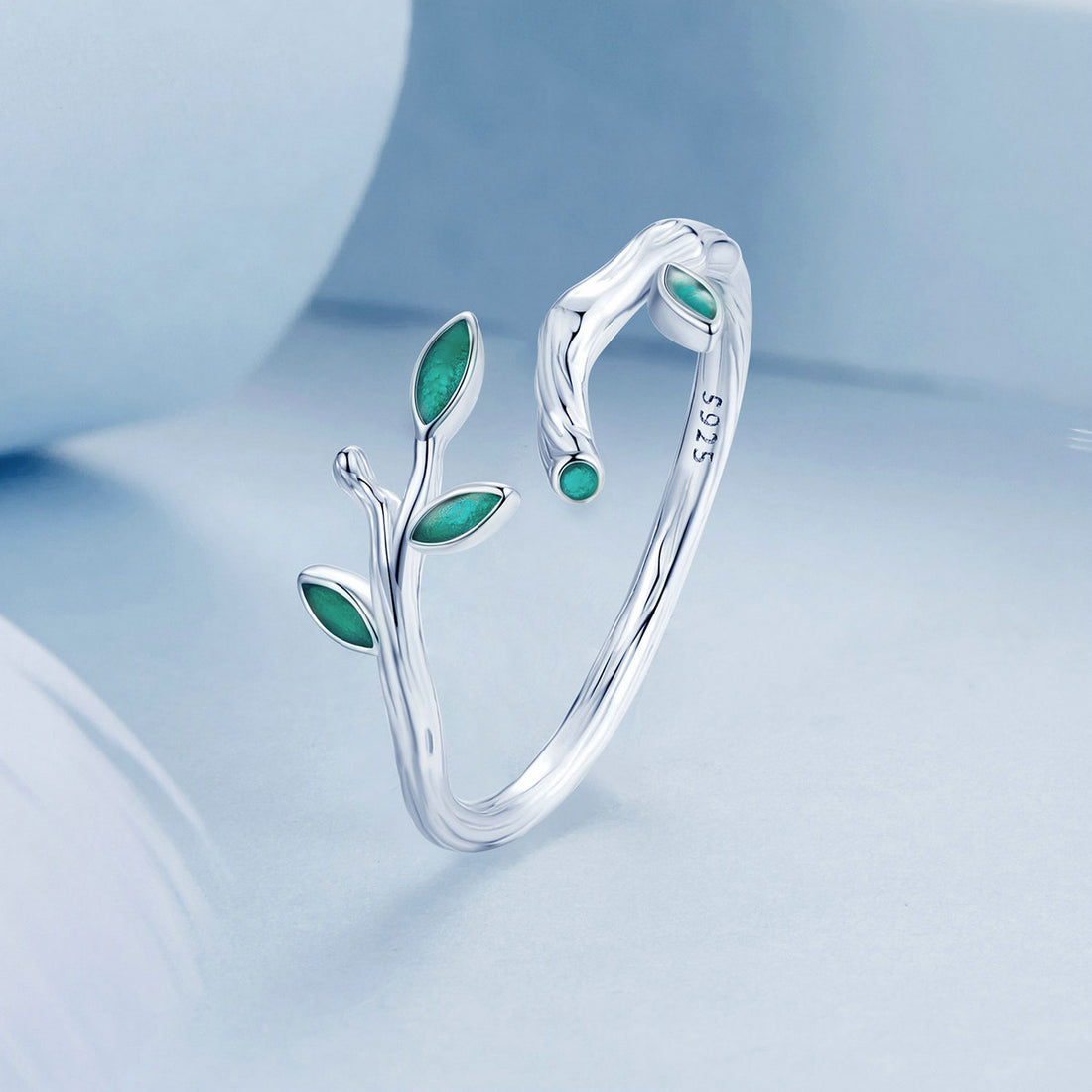 Emerald Ring - Deep Leaf