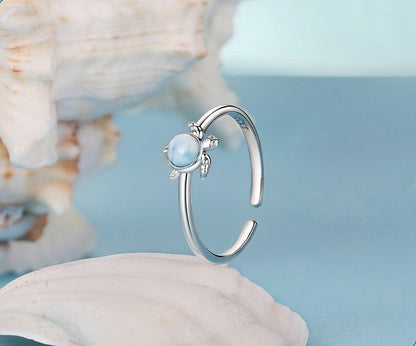 Aquamarine Ring - Silver Turtle